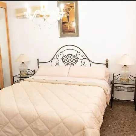 Residencial Jamaica Pobla De Farnals A Metros De La Playa Piscina Дом отдыха *